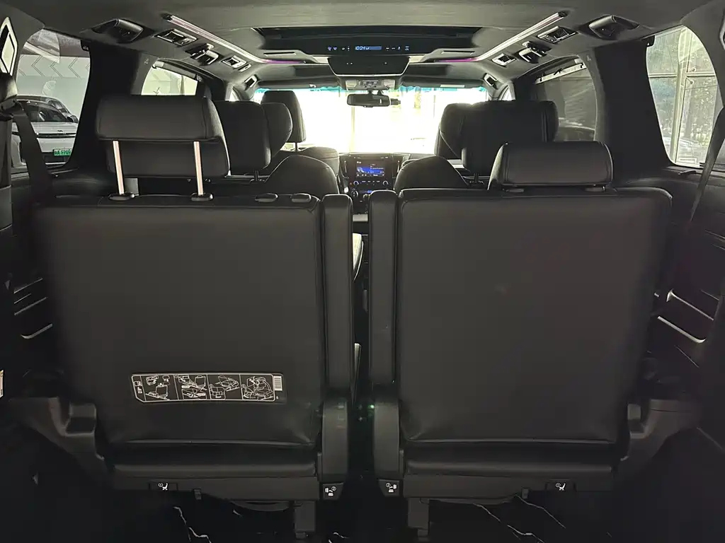 TOYOTA ALPHARD 2020