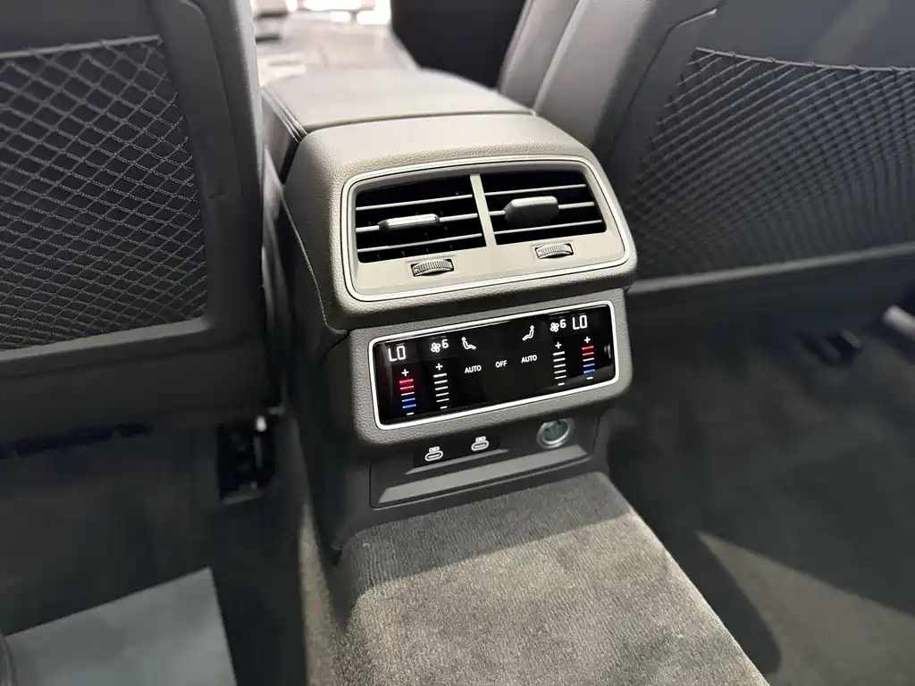 AUDI A6L 2024