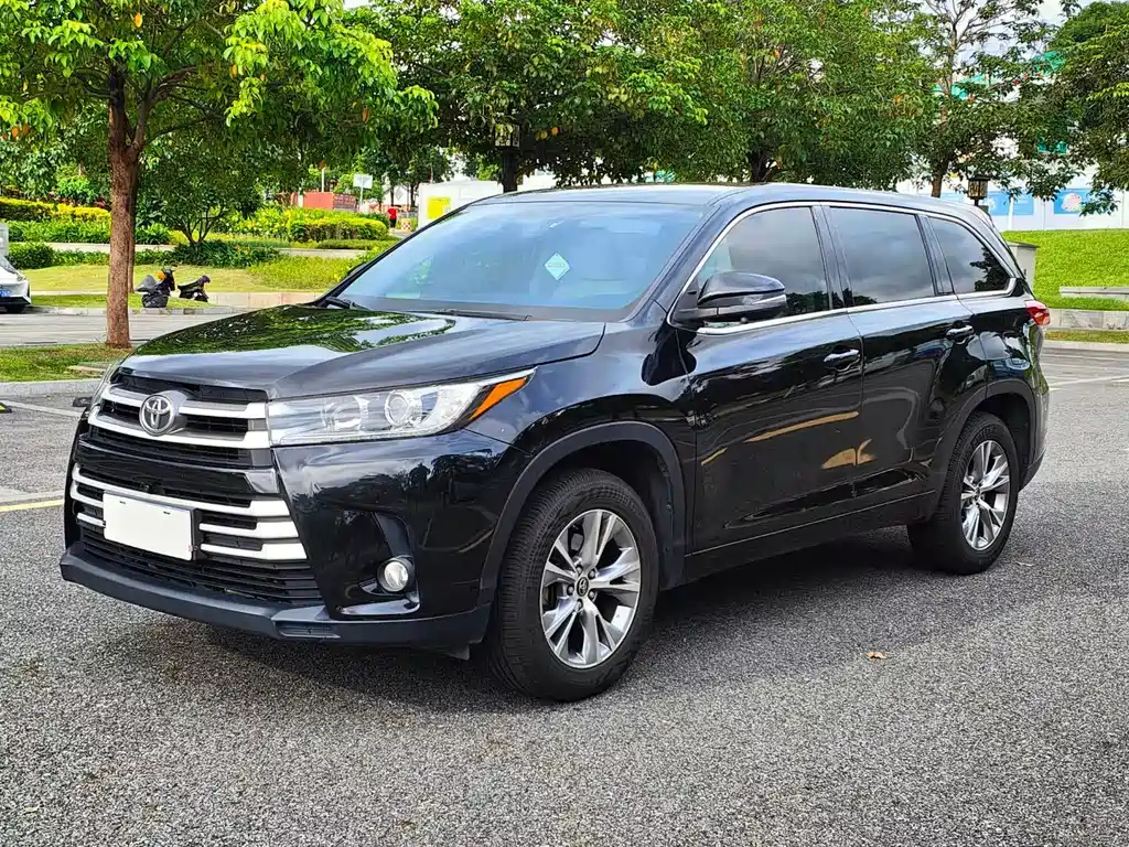 TOYOTA HIGHLANDER 2021