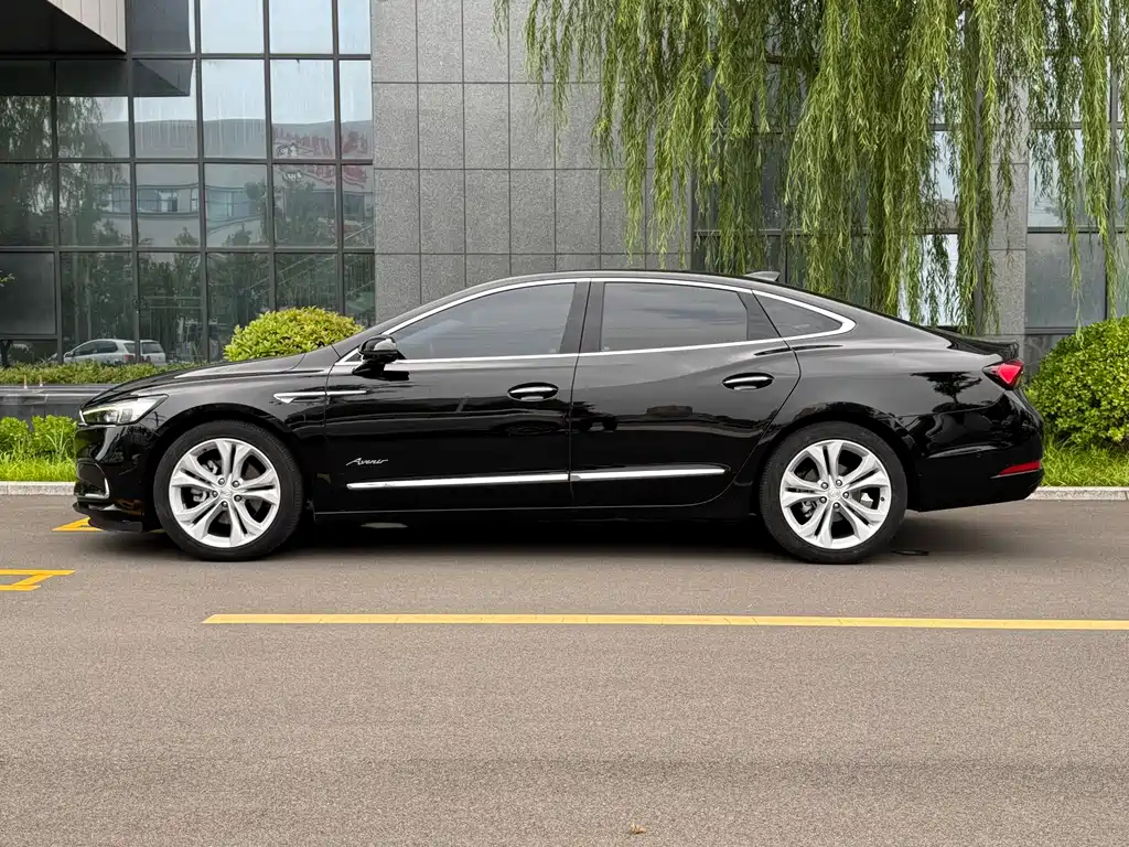 BUICK LACROSSE 2022