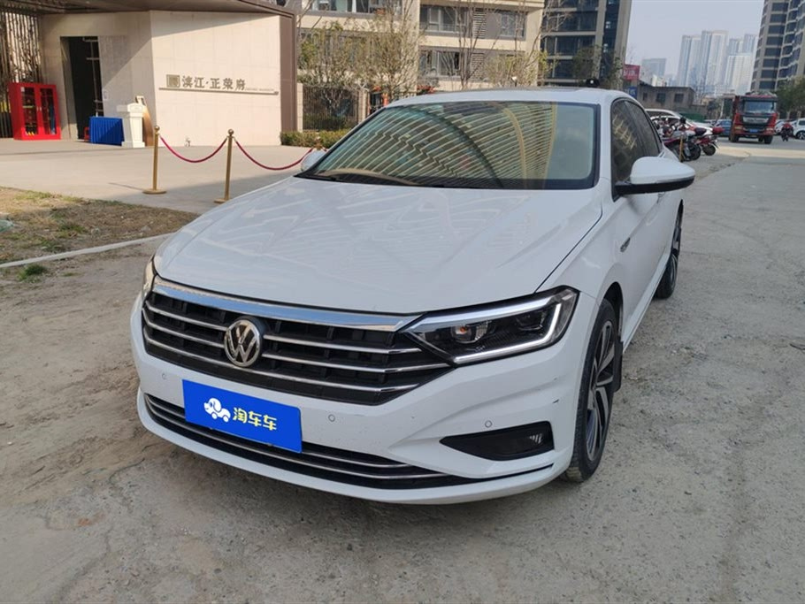VOLKSWAGEN SAGITAR 2021