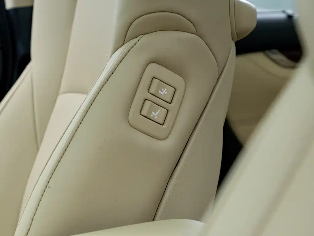 TOYOTA ALPHARD 2018