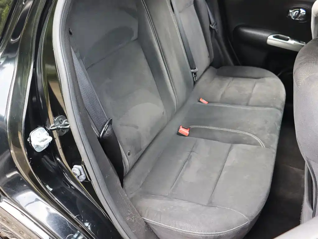 INFINITI ESQ 2017
