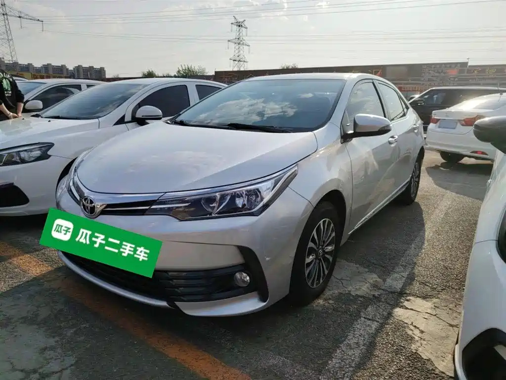 TOYOTA COROLLA 2017