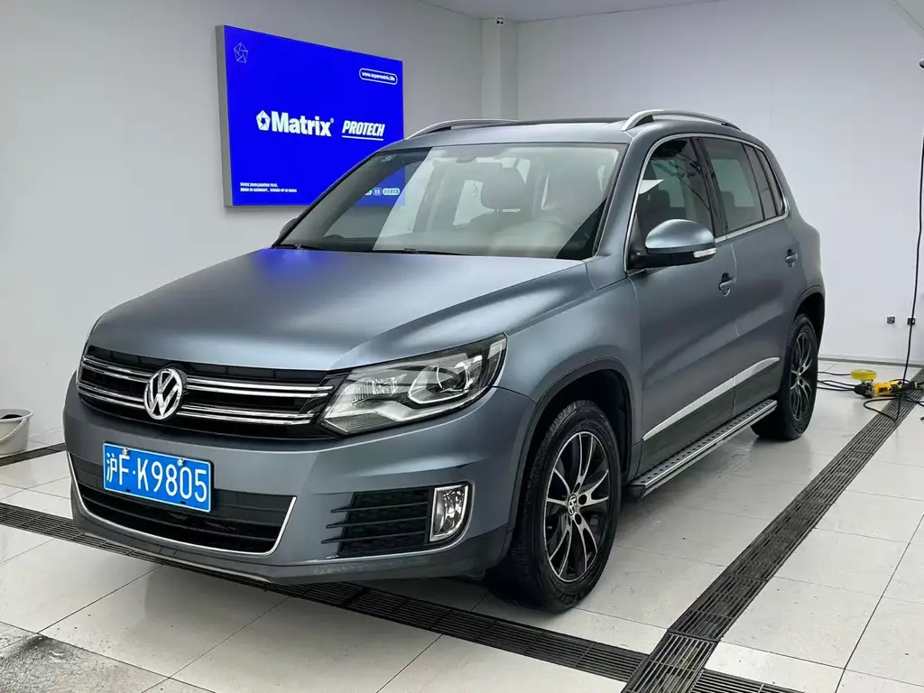 VOLKSWAGEN TIGUAN 2015