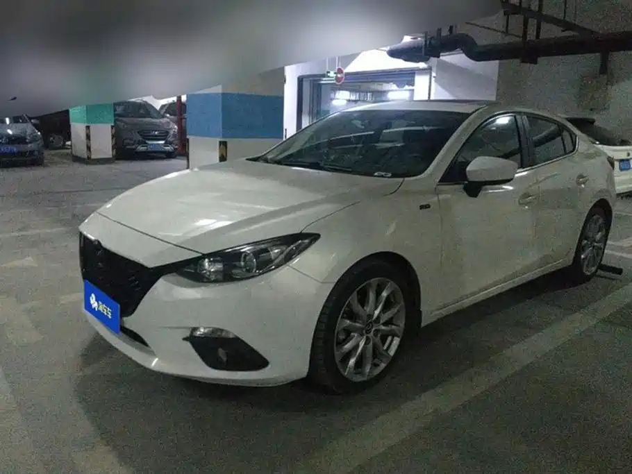 MAZDA 3 AXELA 2014