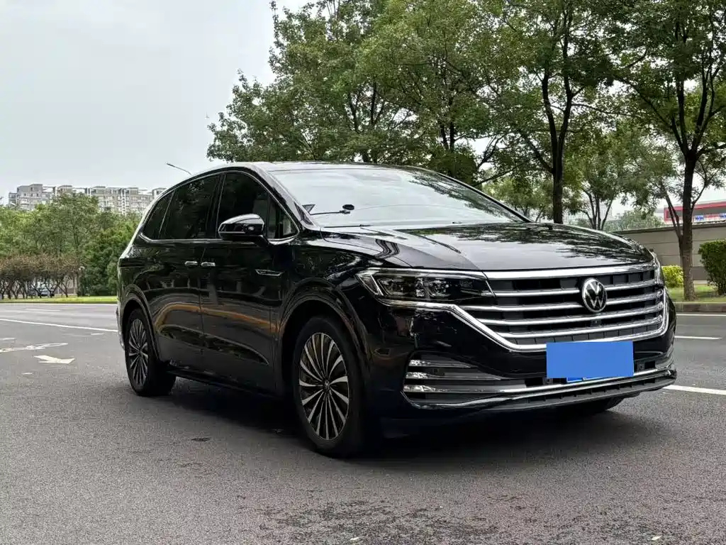 VOLKSWAGEN VILORAN 2024