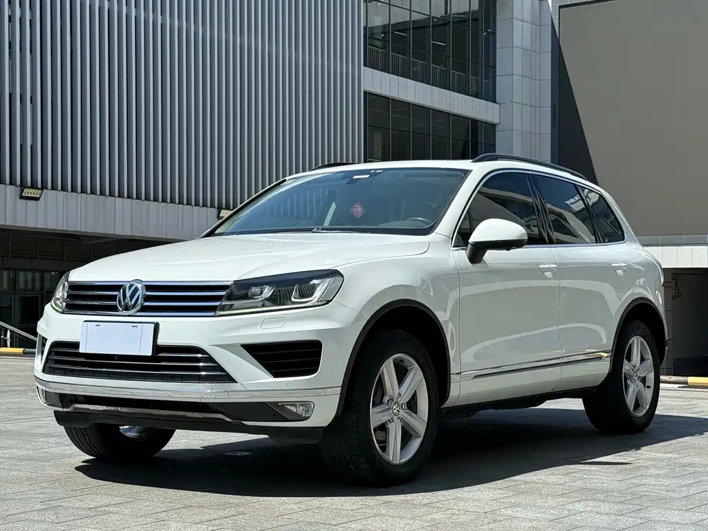 VOLKSWAGEN TOUAREG 2017