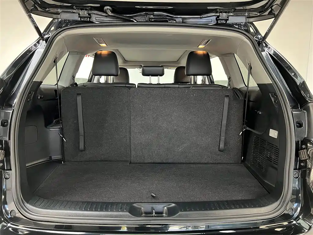 TOYOTA HIGHLANDER 2019