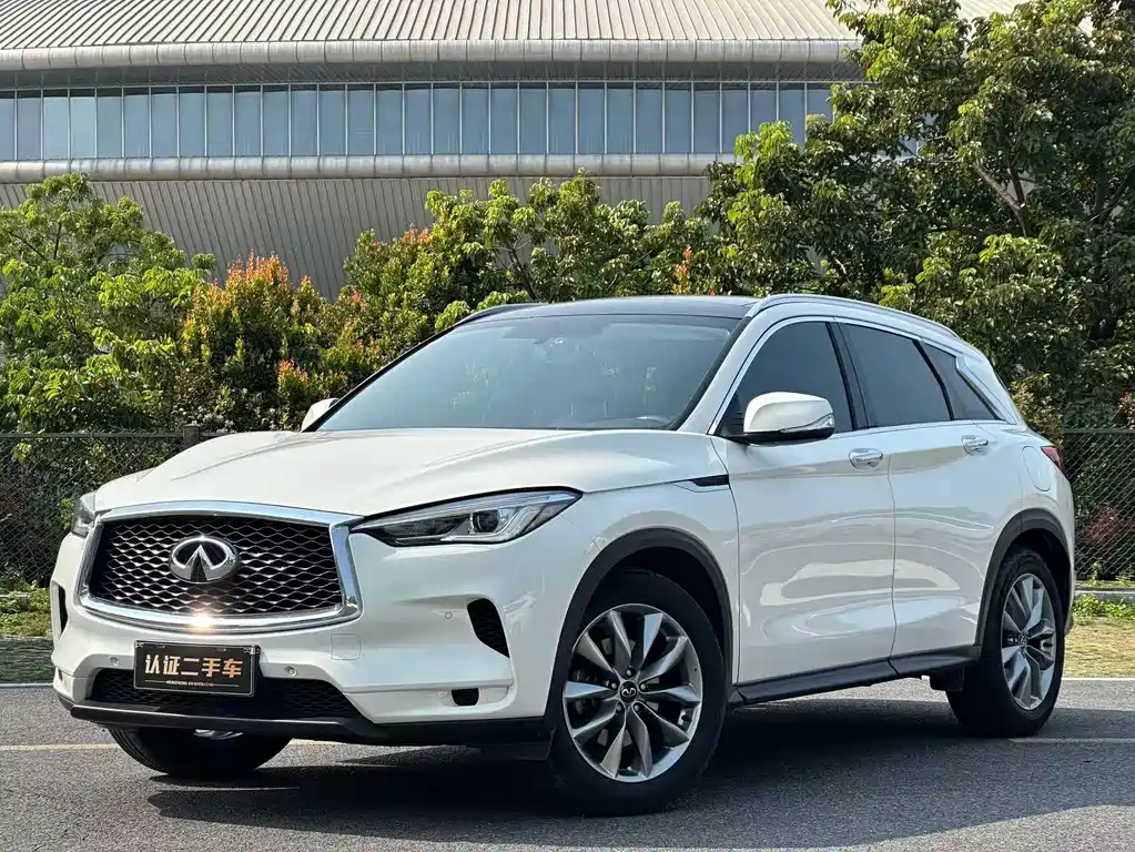INFINITI QX50 2020