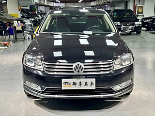 VOLKSWAGEN MAGOTAN  2013