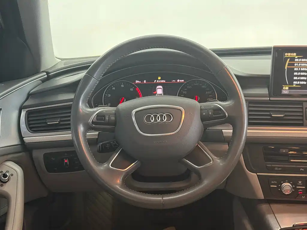 AUDI A6L 2014