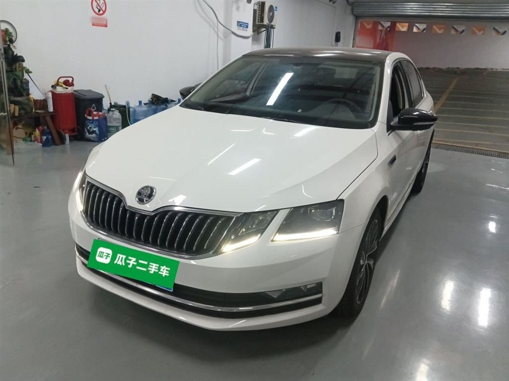 SKODA OCTAVIA 2020