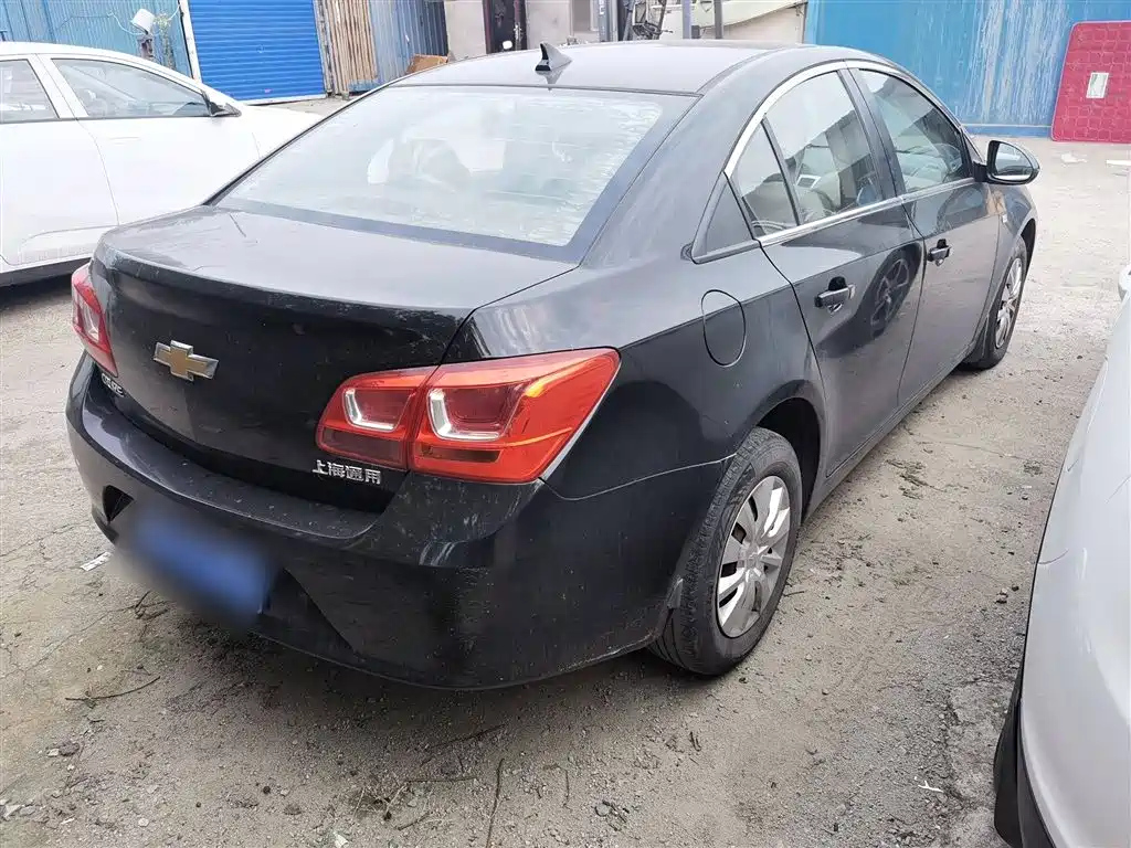 CHEVROLET CRUZE 2015