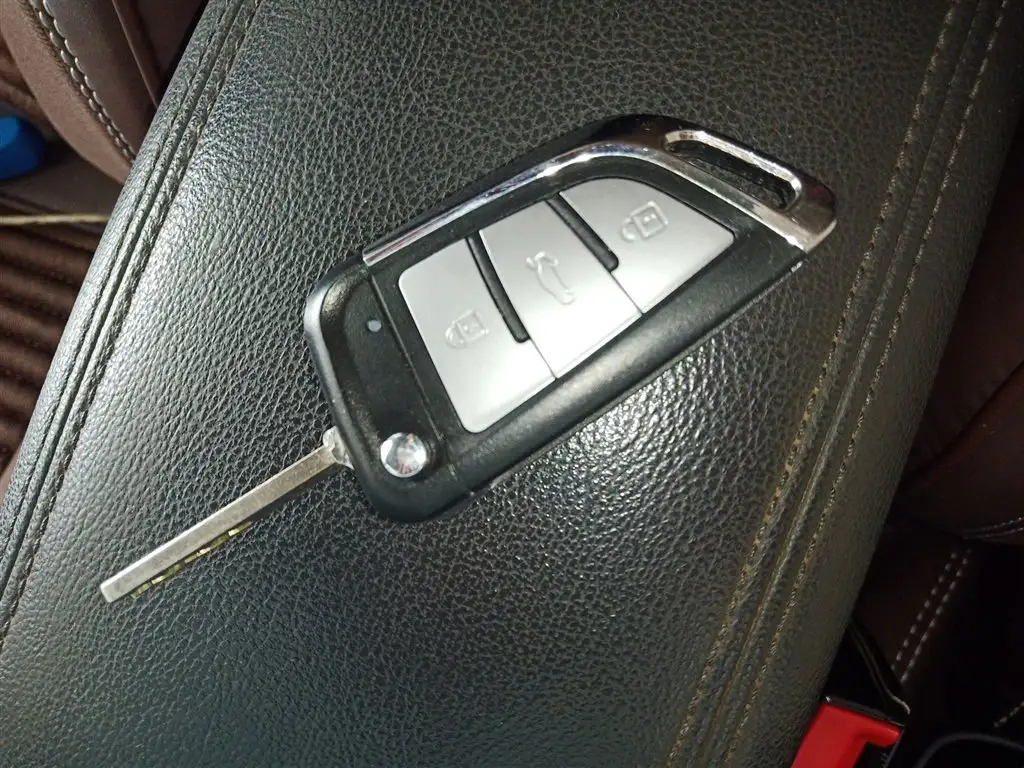 ROEWE RX3 2020
