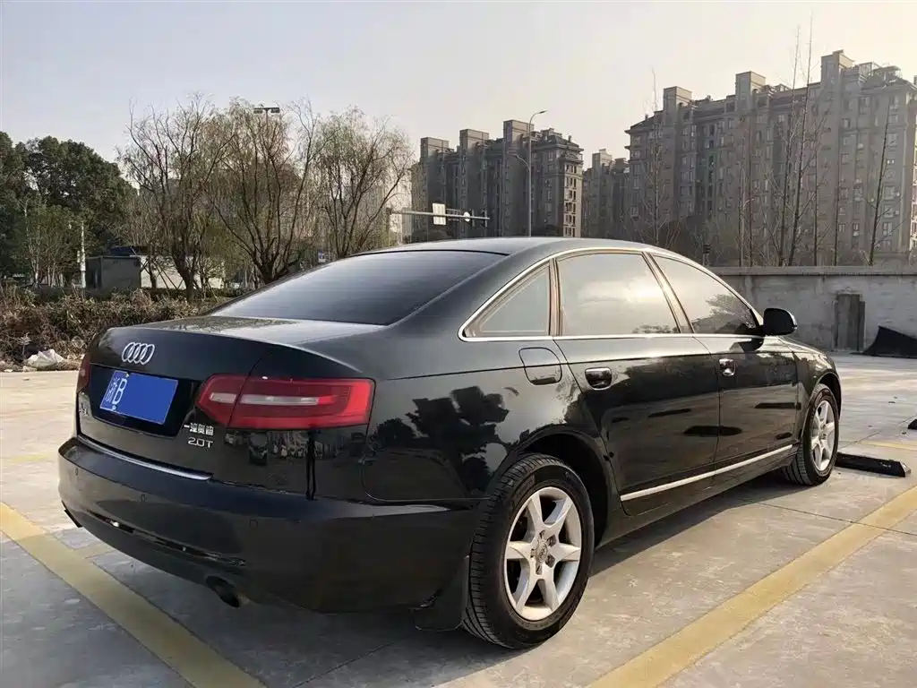 AUDI A6L 2011