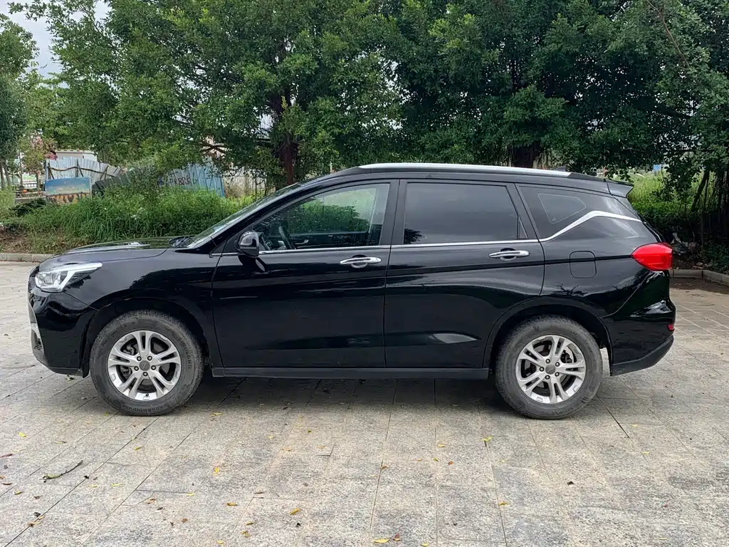HAVAL M6 2018