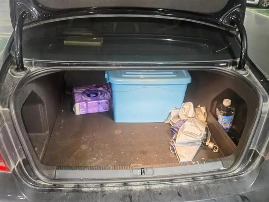 VOLKSWAGEN MAGOTAN 2016