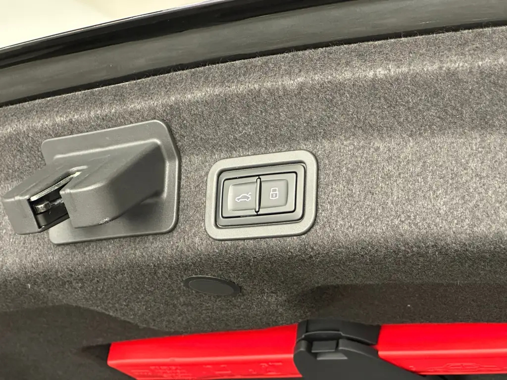 AUDI A6L 2024