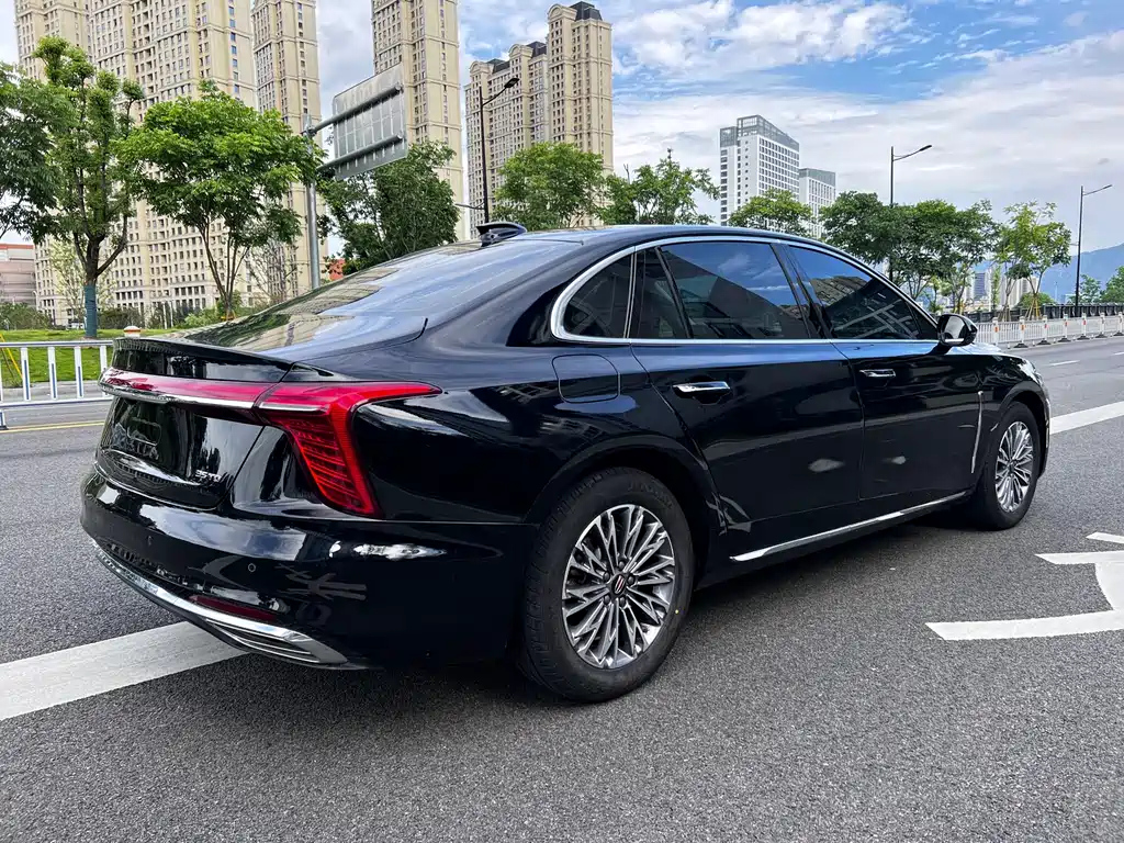 HONGQI H5 2024