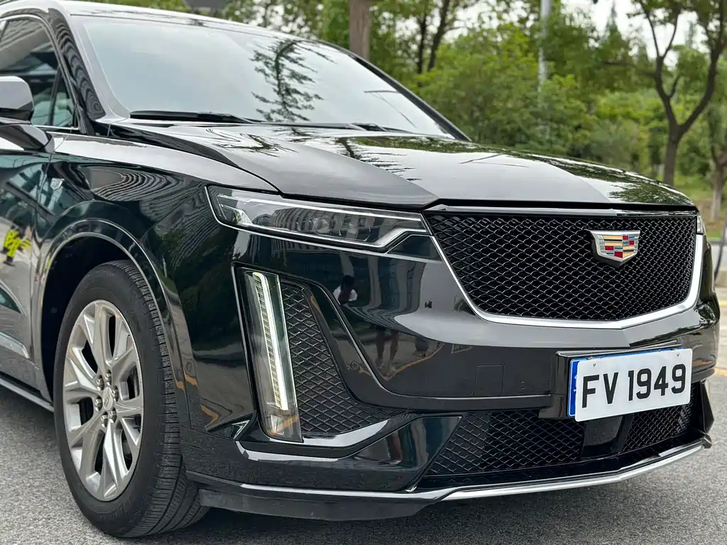 CADILLAC XT6 2021