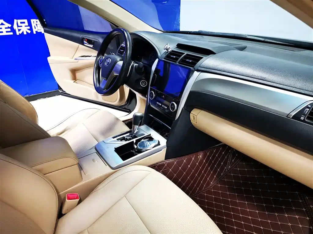 TOYOTA CAMRY 2012