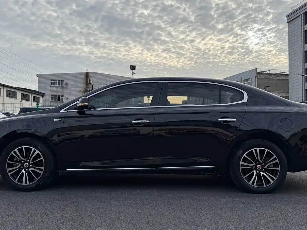 ROEWE E950 2017