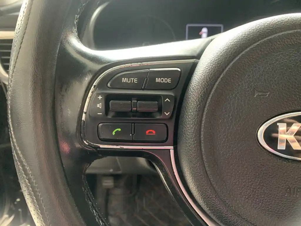 KIA K5 2016