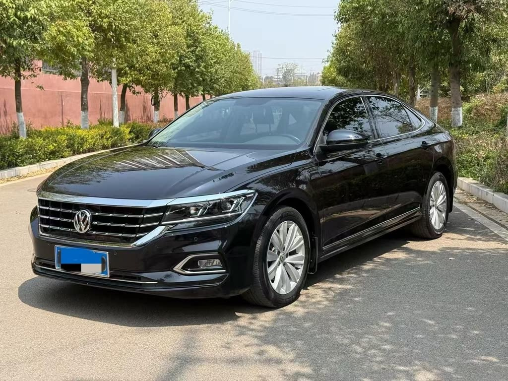 VOLKSWAGEN PASSAT 2020