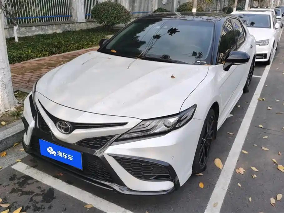 TOYOTA CAMRY 2022