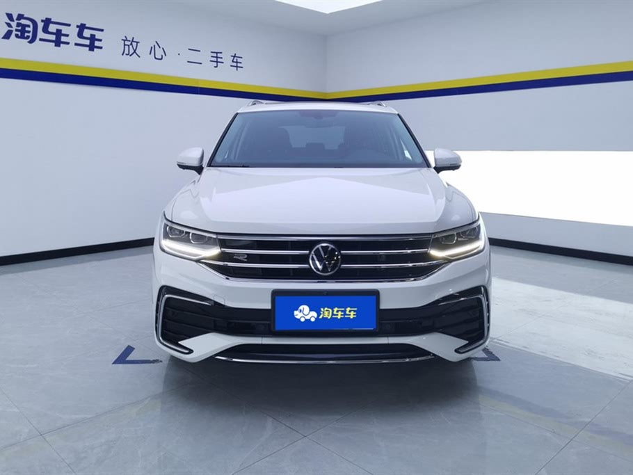 VOLKSWAGEN TIGUAN L 2022