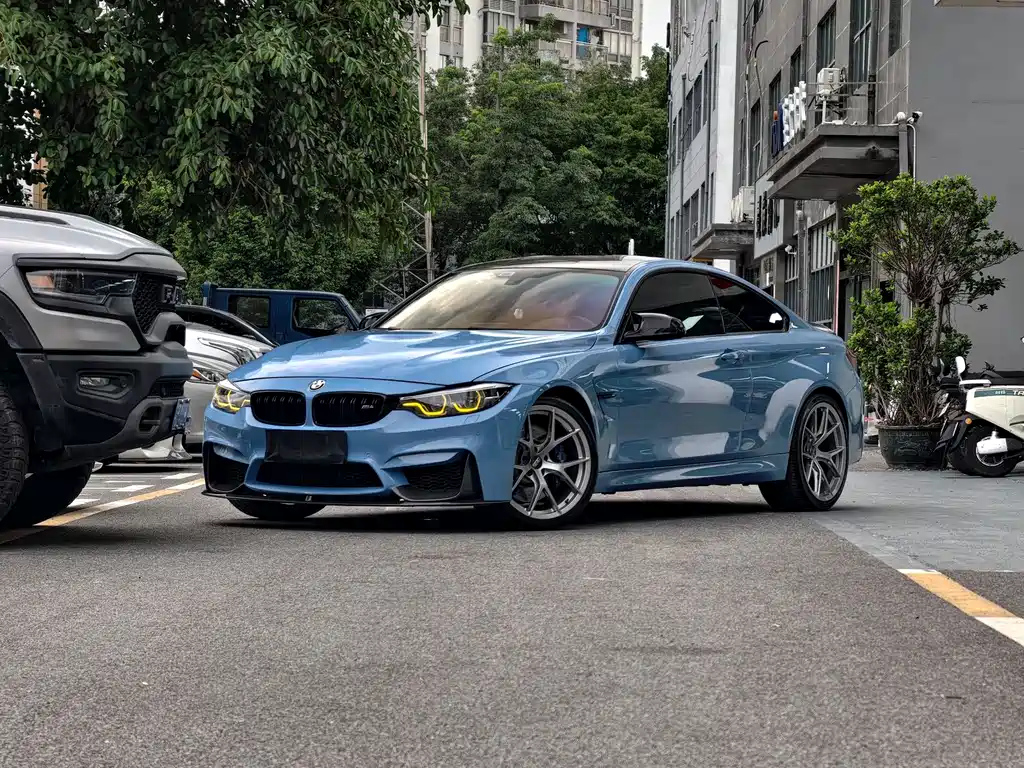 BMW M4