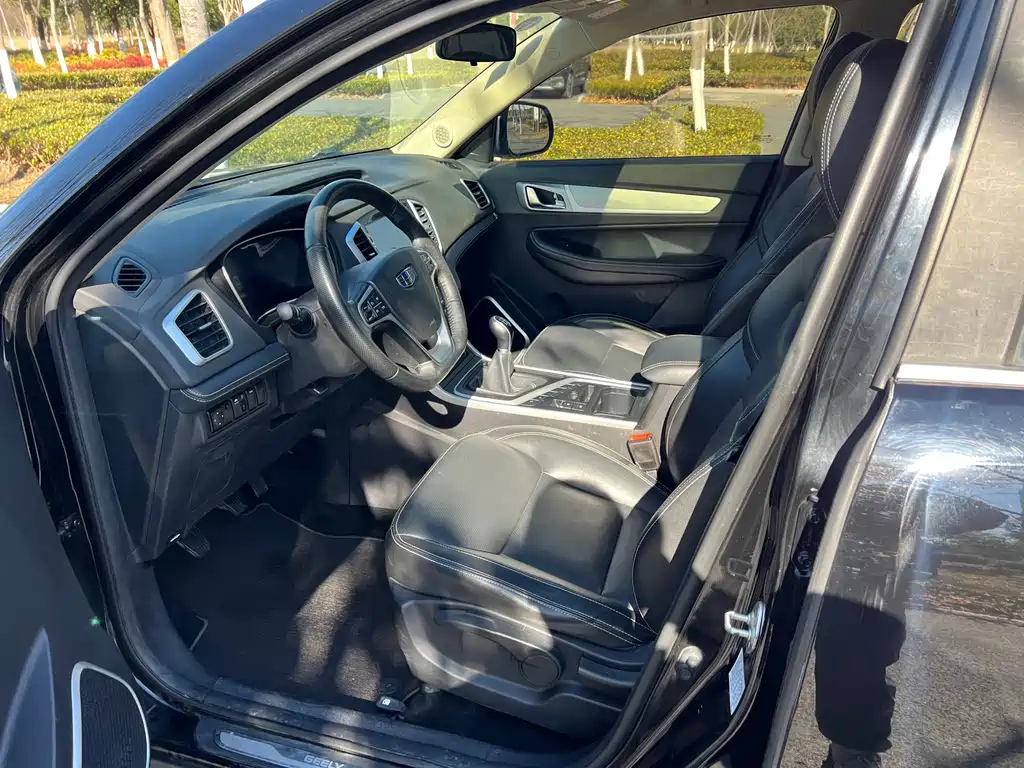 GEELY AUTO VISION X6 2019