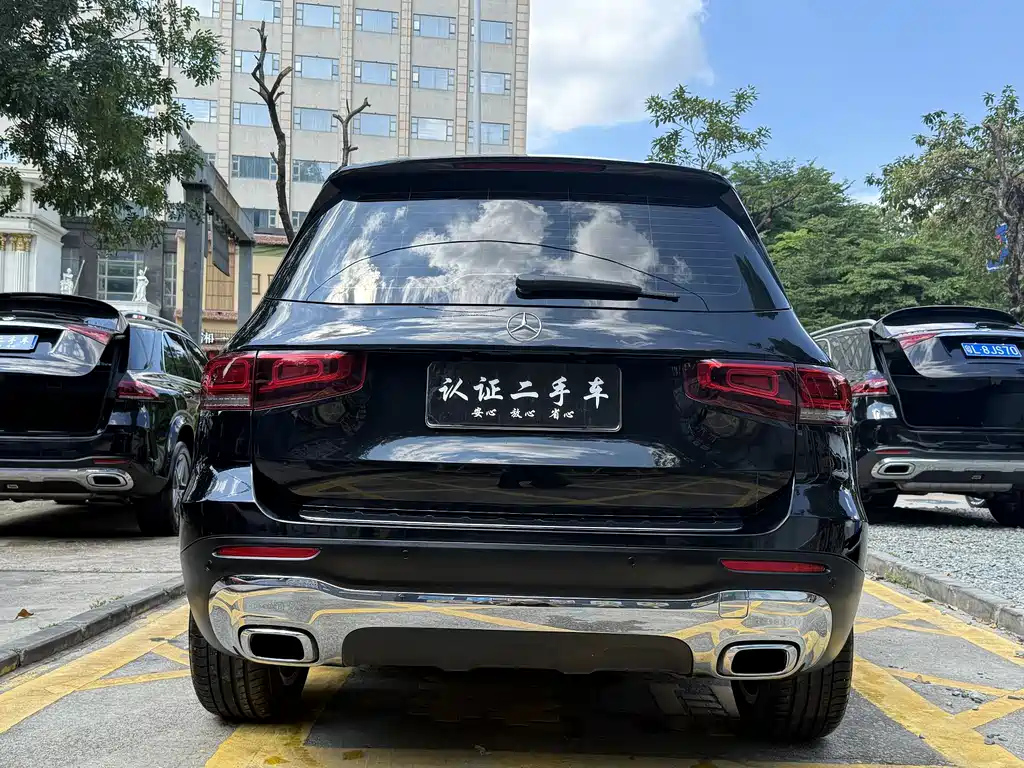 MERCEDES BENZ GLB 2021