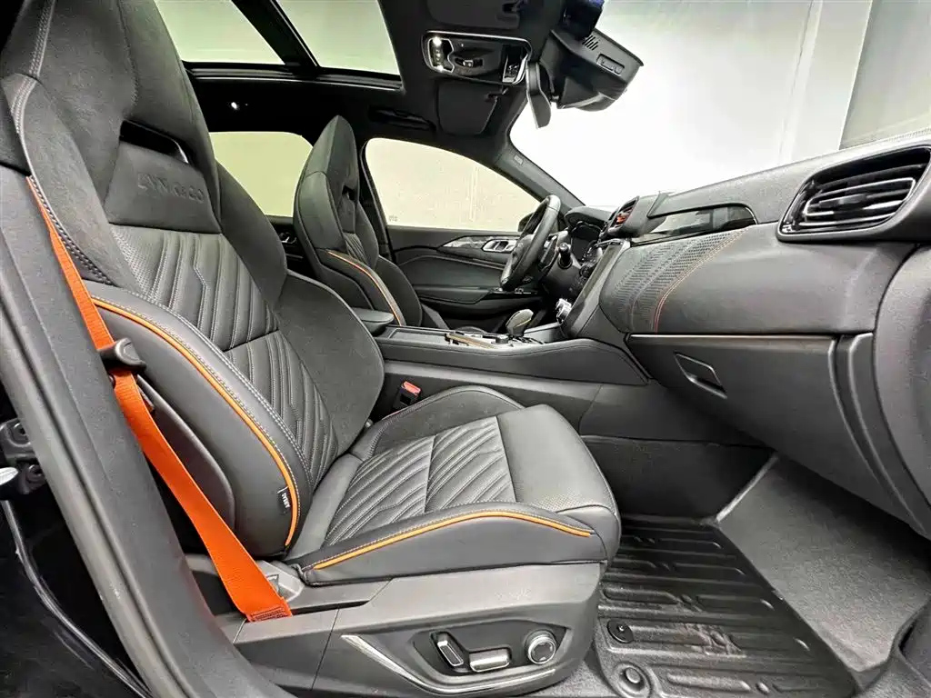 LYNK&CO 02 HATCHBACK 2021