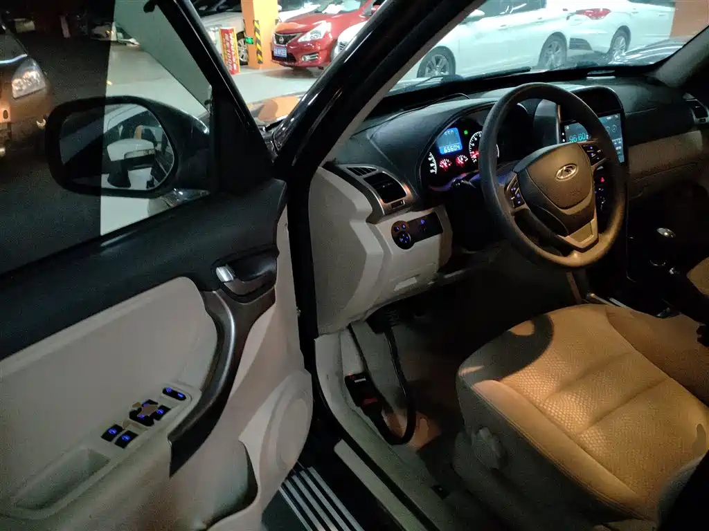 CHERY TIGGO 3 2014