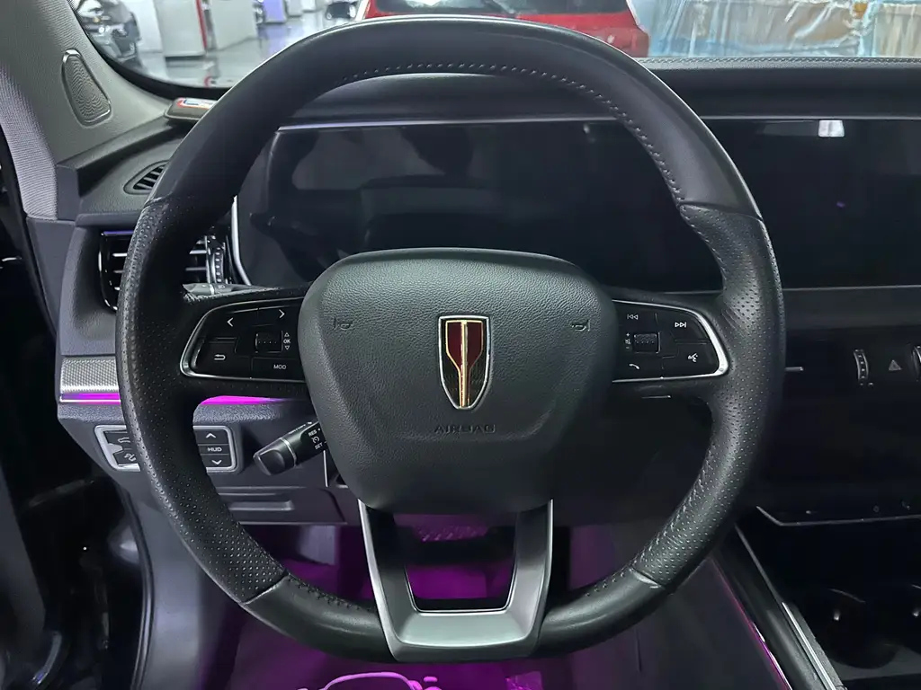 HONGQI HS5 2022