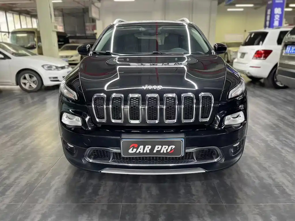 JEEP CHEROKEE 2020
