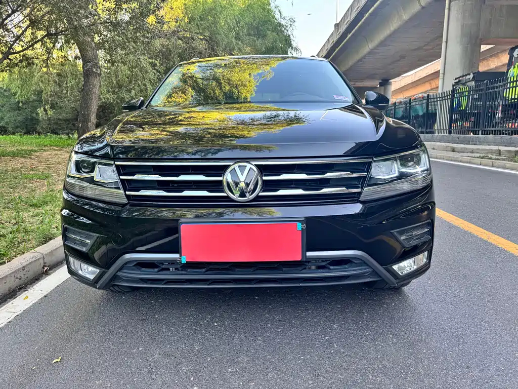 VOLKSWAGEN TIGUAN L 2018