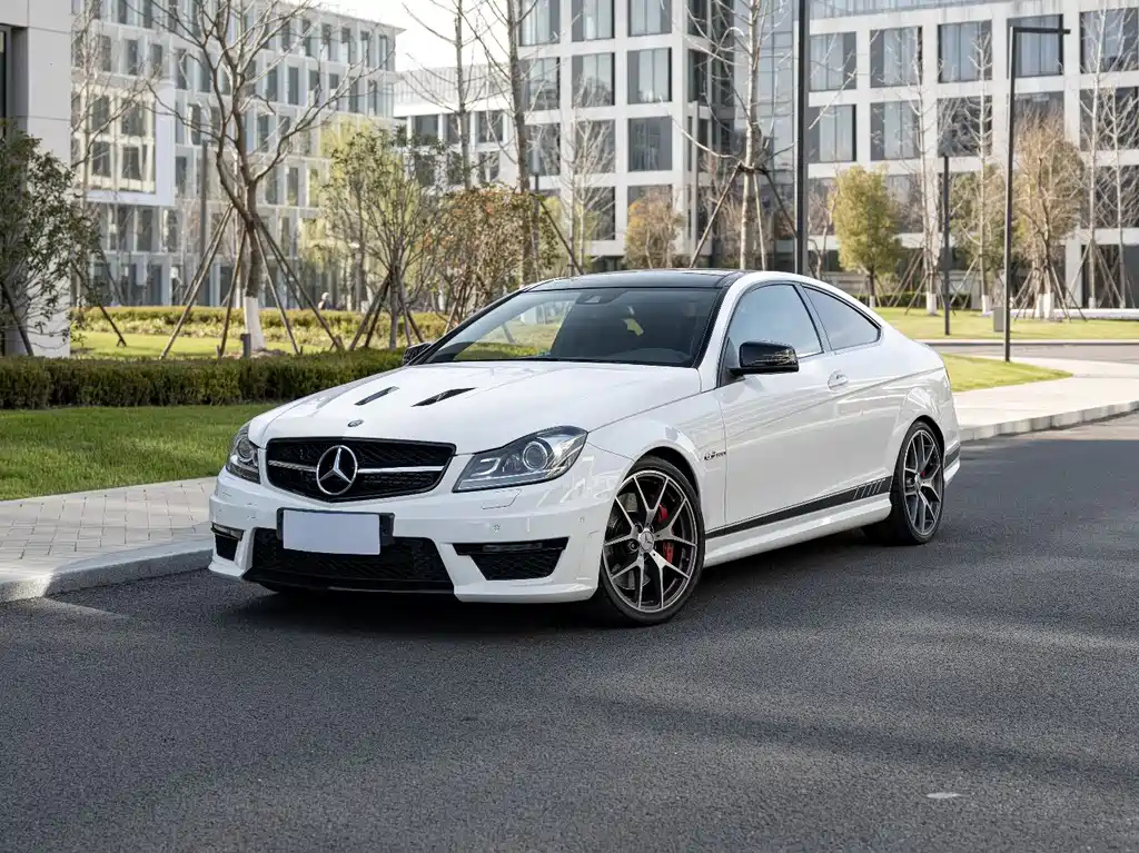 MERCEDES BENZ C-CLASS AMG