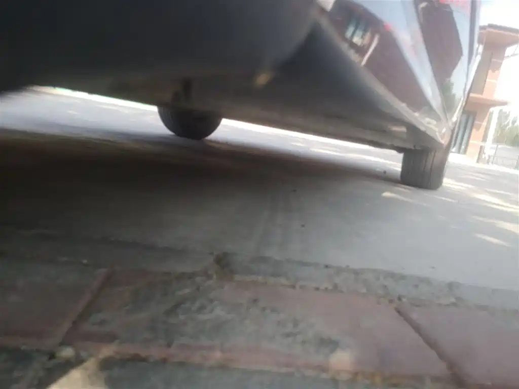 NISSAN SYLPHY 2012