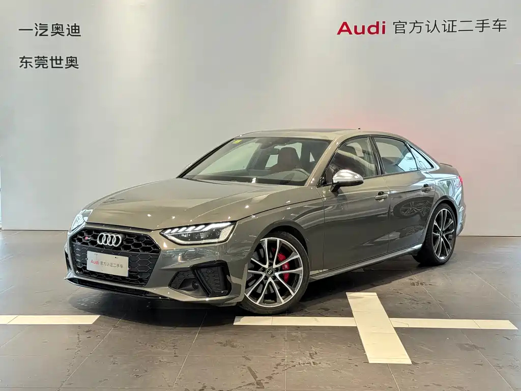 AUDI S4