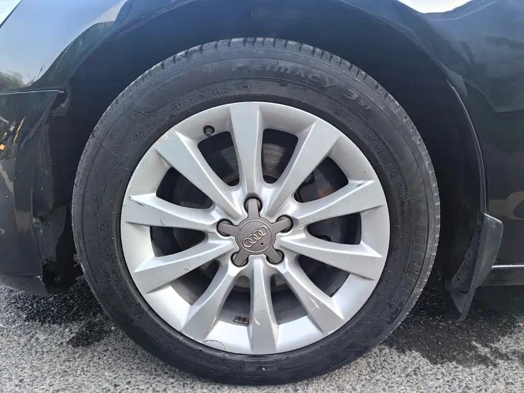 AUDI A6L 2012