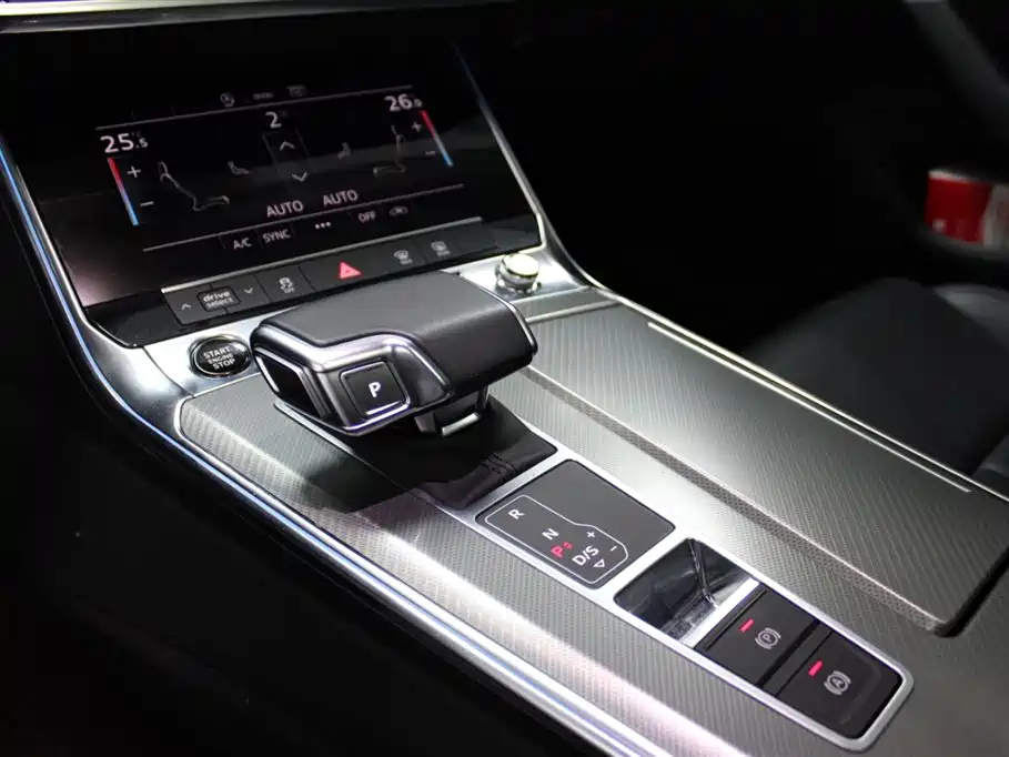 AUDI A6L 2021