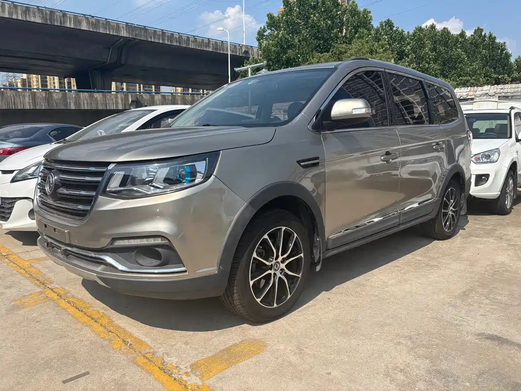 DONGFENG FORTHING SX6 2018