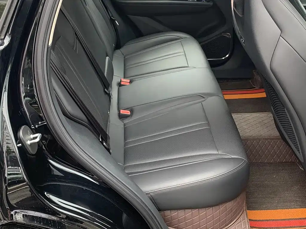 HONGQI HS3 PHEV 2024
