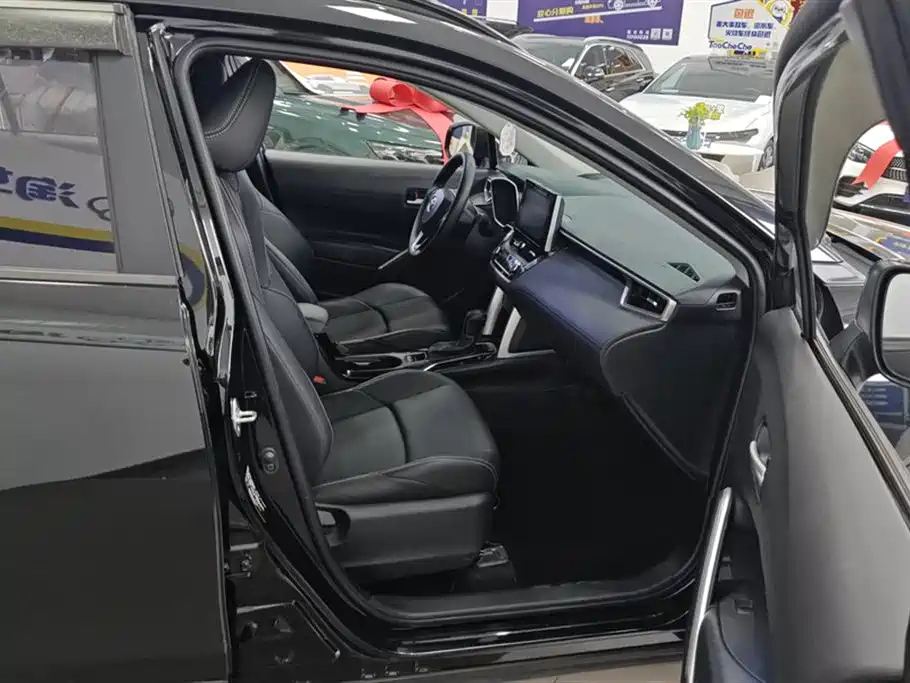 TOYOTA FRONTLANDER 2022