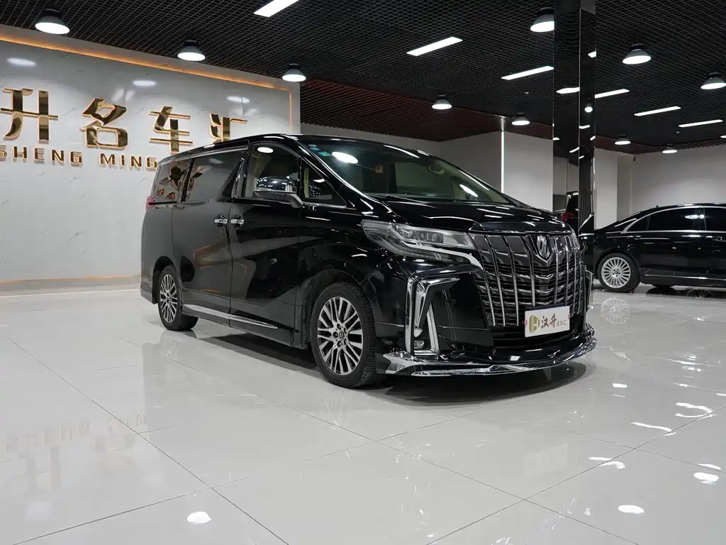 TOYOTA ALPHARD 2018