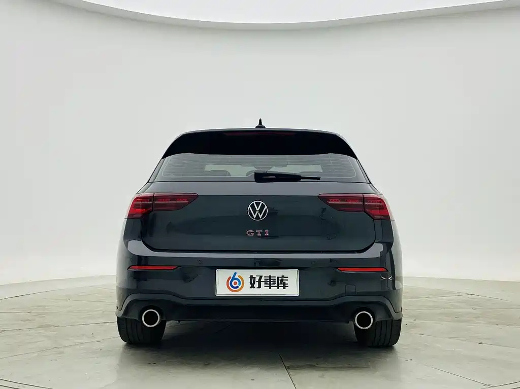 VOLKSWAGEN GOLF 2021