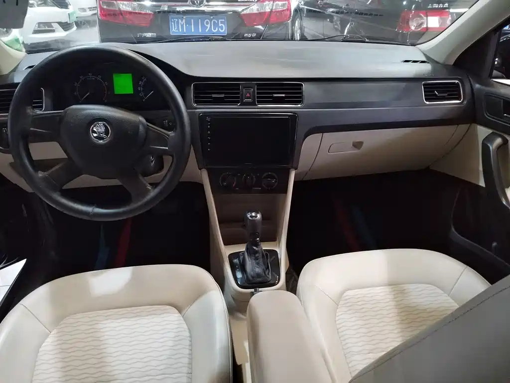 SKODA RAPID 2013